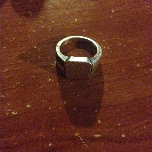 Asos men's sliver signet ring - Picture 3 of 3